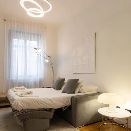 Daire Elegante Con Terrazza Torino