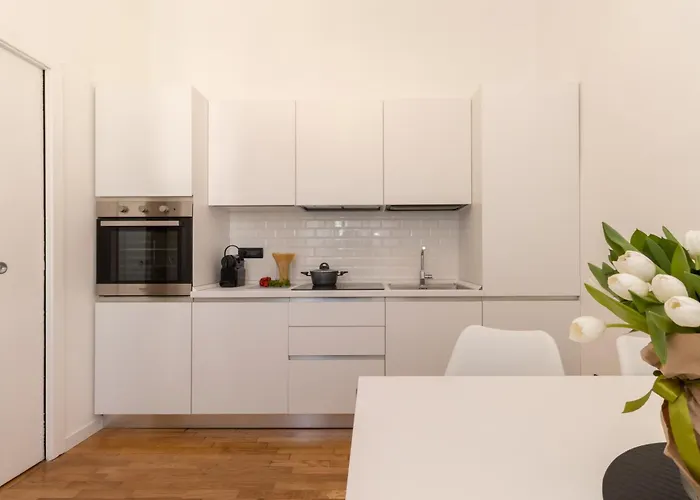 Elegante Con Terrazza Turyn