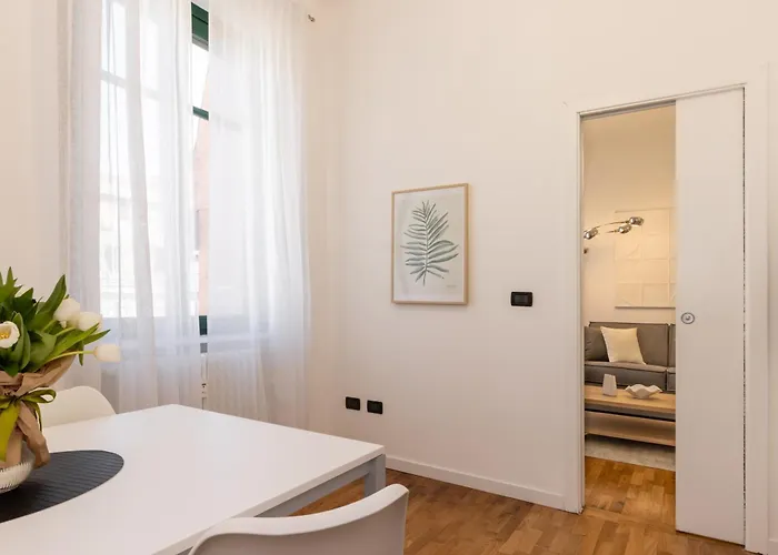 Elegante Con Terrazza Turyn