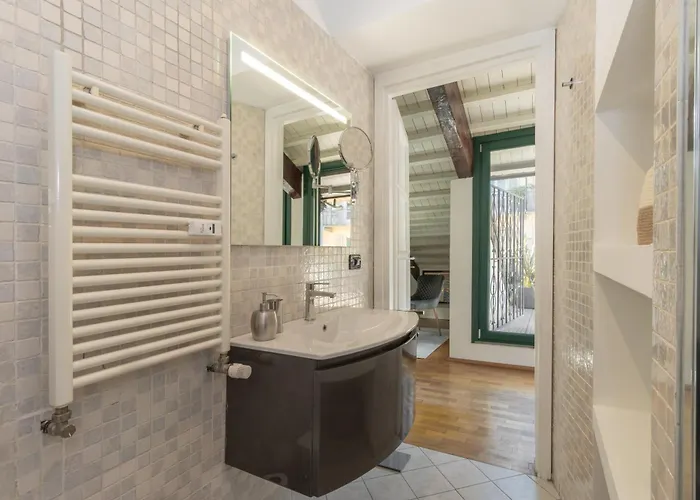 Apartment Elegante Con Terrazza Turin