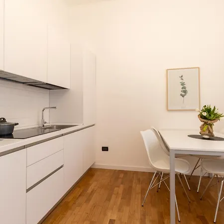 Apartamento Elegante Con Terrazza *