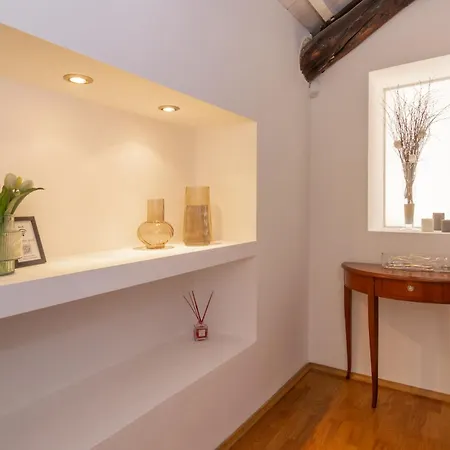 Apartamento Elegante Con Terrazza
