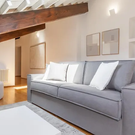 Apartamento Elegante Con Terrazza