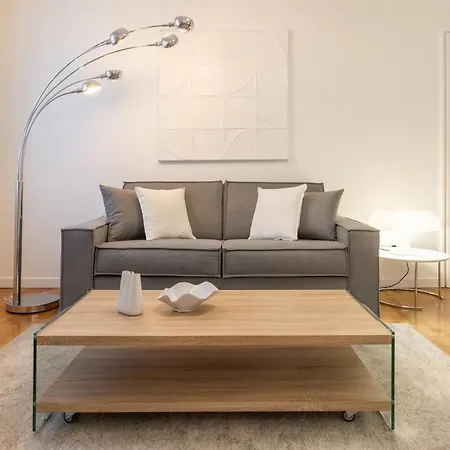 Elegante Con Terrazza Turin